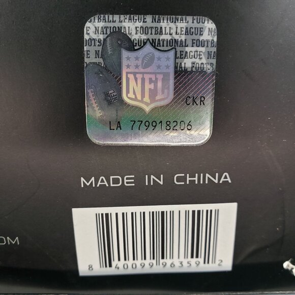 NFL Chicago Bears Super Soft Sherpa Backed Throw Blanket 60" X 70" - Picture 4 of 6